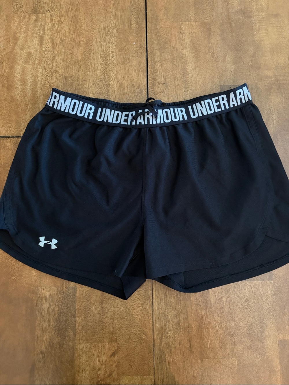 Under Armour Black Women's Athletic Shorts with Logo Waistband